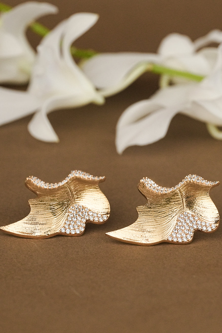 ALM- Gleaming Waves Earrings