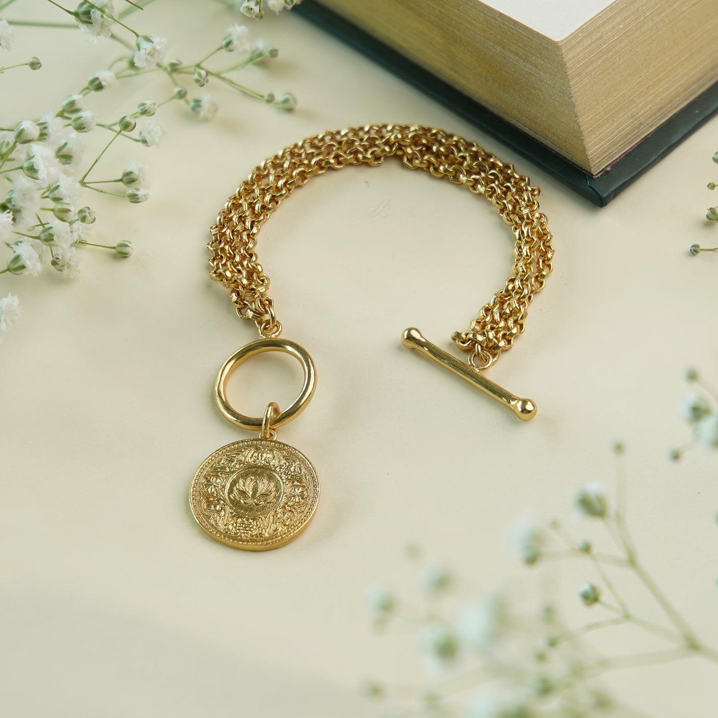 ALM- Coin T-lock Bracelet