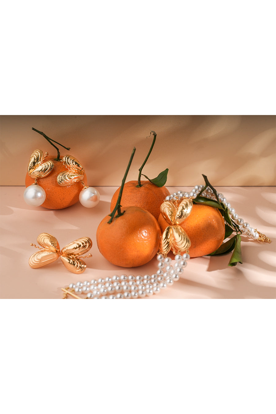 ALM - Freedom pearl white earrings