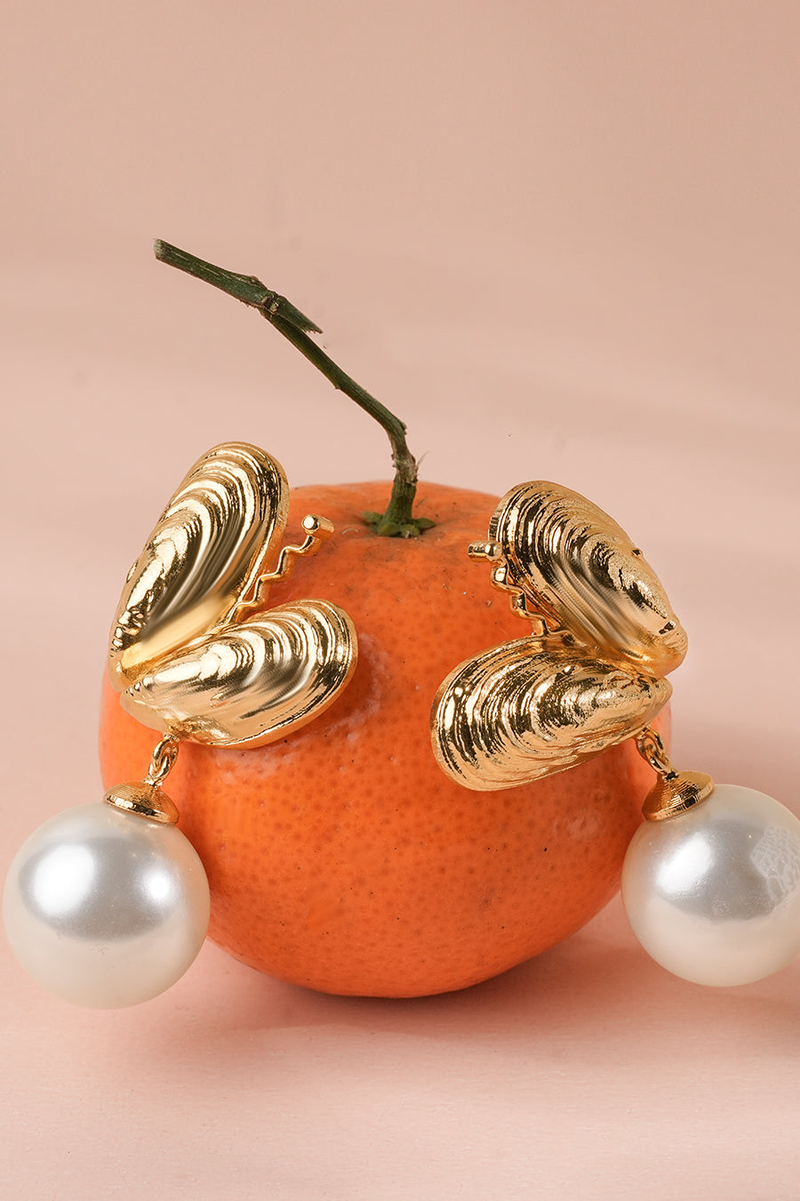 ALM - Freedom pearl white earrings