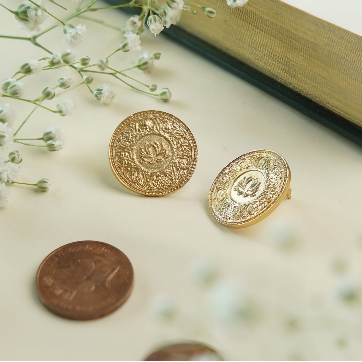 ALM-Coin Studs